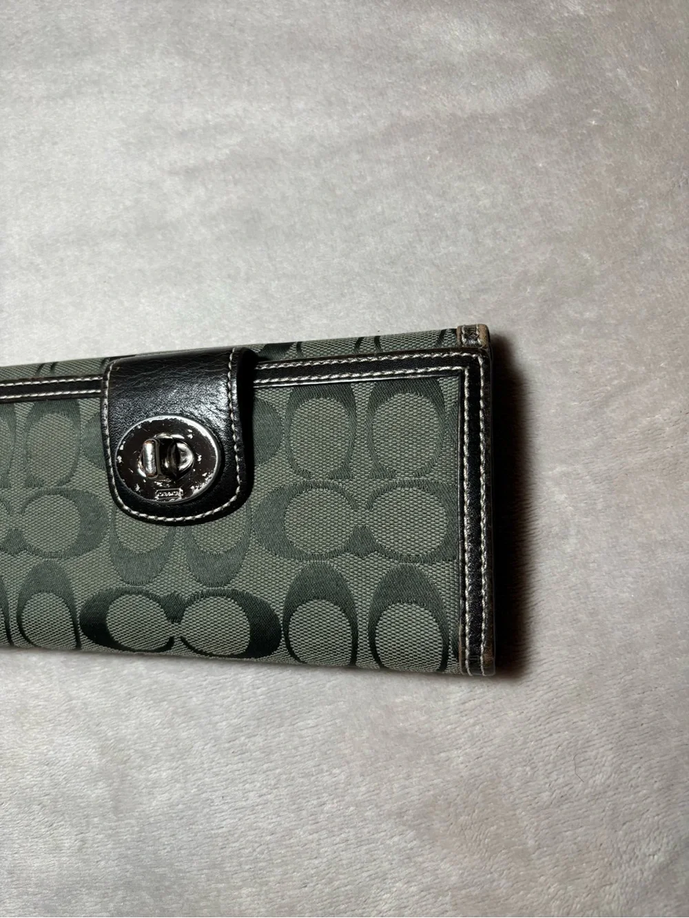 Coach Vintage Soho Signature Turnlock Wallet